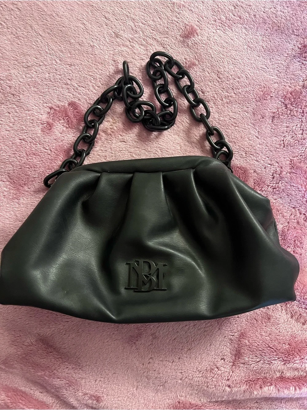 Badgley Mischka Black Ruched Chain-Handle Shoulder Bag